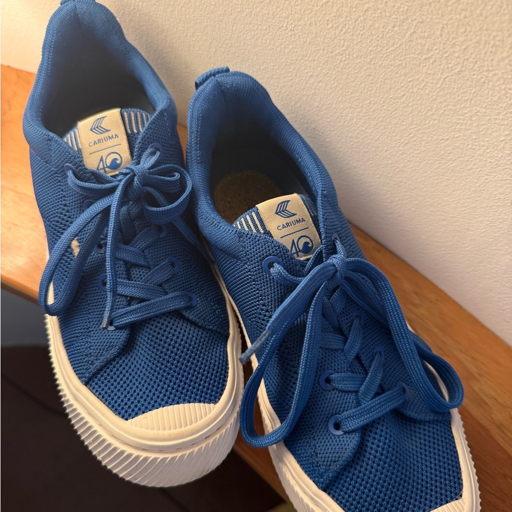 Cariuma womens Vibrant Blue Sneakers- ocean edition